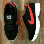 Sepatu Kets Nike Pria Hitam